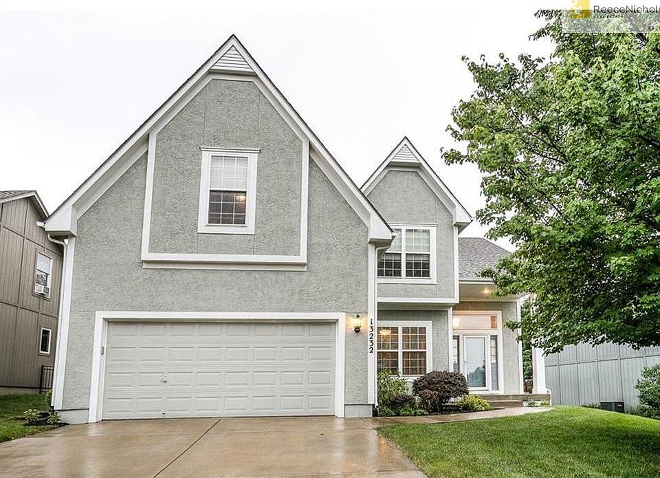 curb appeal galore!
