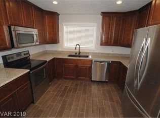 5855 Palmyra Ave, Las Vegas, NV 89146