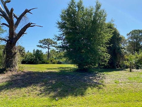 4th image of 4136 & 4144 Reynolds Ln