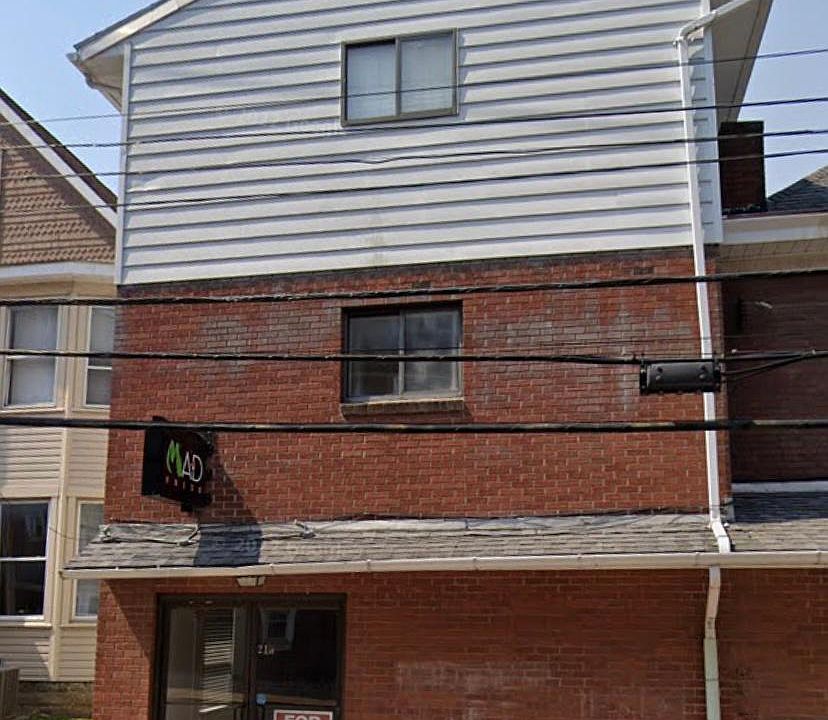2nd image of 218 Prospect St
