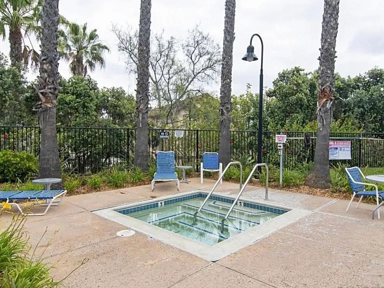 10250 Wateridge Cir #206 — Photo 41