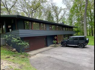 815 Oakdale Rd, Ann Arbor, MI 48105