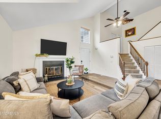 2202 Buckingham Circle, Middletown, NJ
