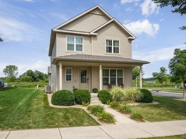 6982 Reston Heights Dr, Madison, WI 53718