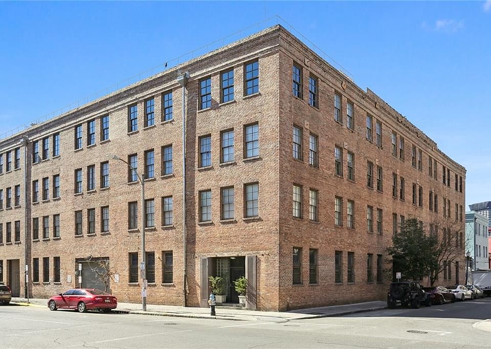 1st image of 404 Notre Dame St APT 22
