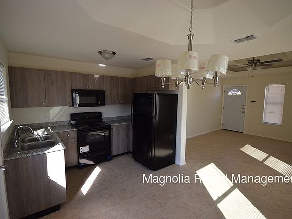 5th image of 3208 Bellas Hadas APT D