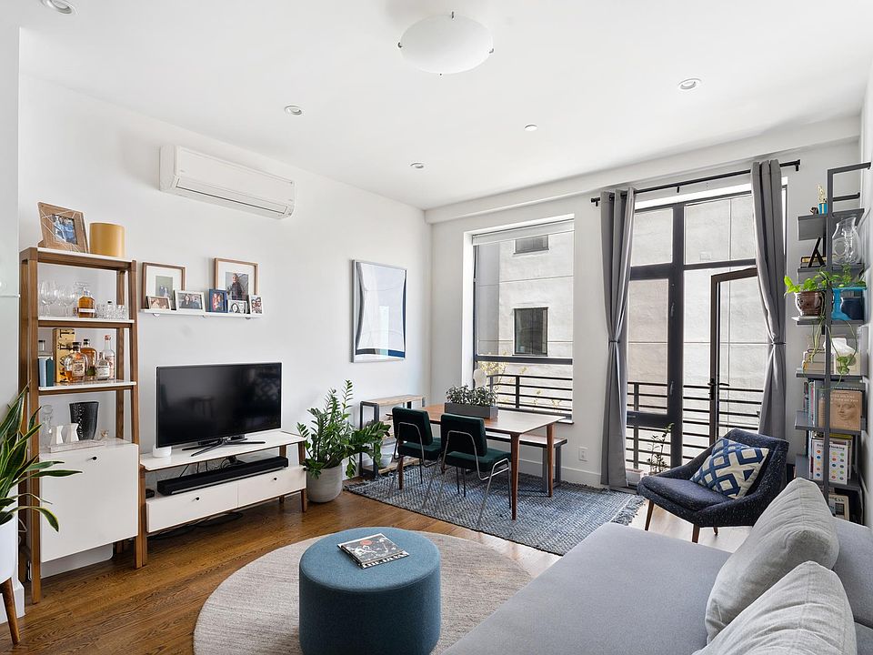 1st image of 655 Franklin Ave APT 3R