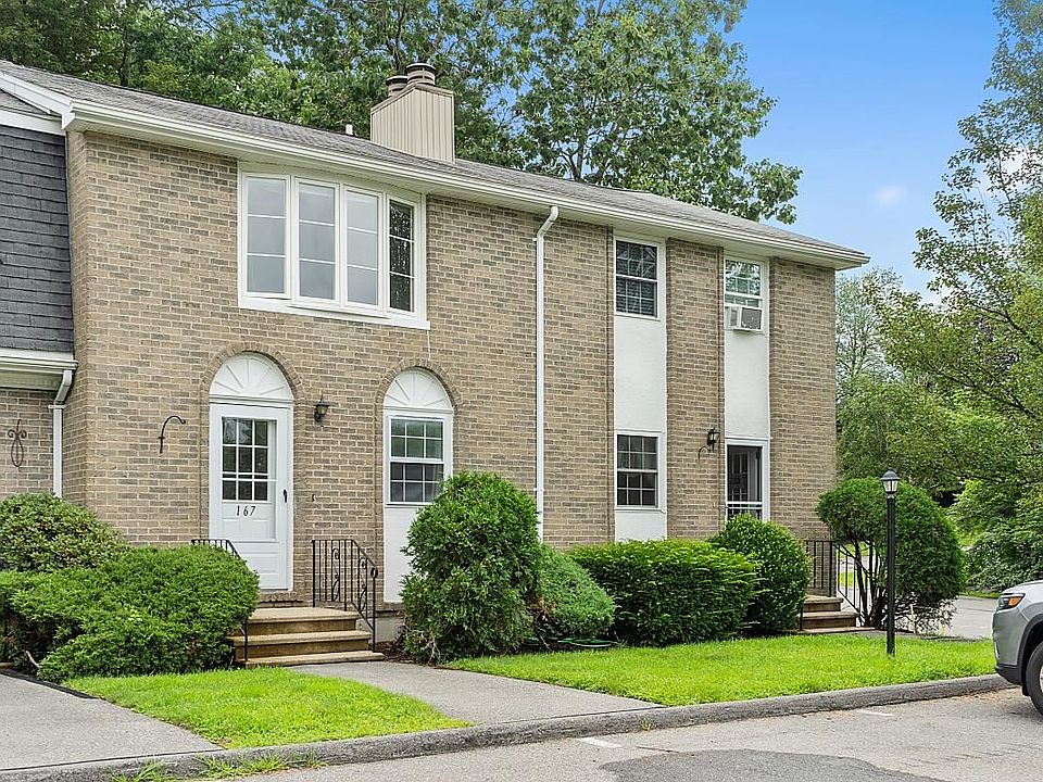 1st image of 167 Fieldstone Dr