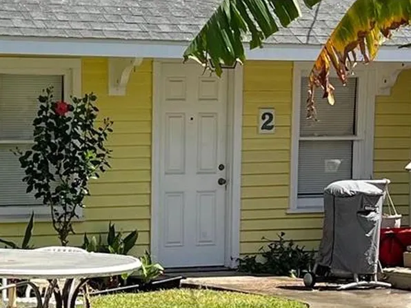 2320 Avenue P 1/2 APT 2, Galveston, TX 77550
