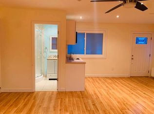 18 Brookfield Cir, Sterling, VA 20164