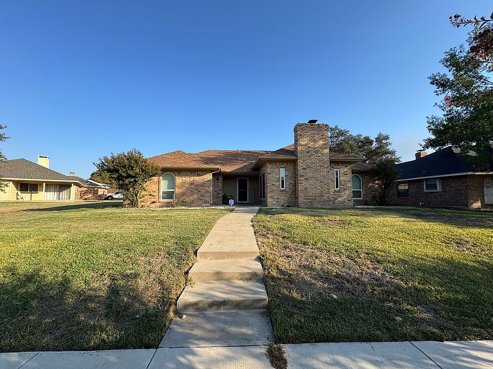 1st image of 2120 Tampico Dr