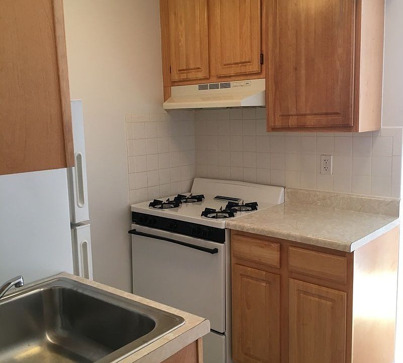 1st image of 27 W 84th St APT 4FW