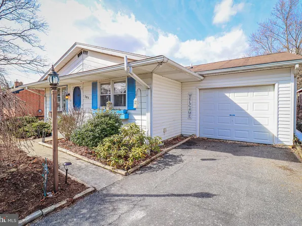 304 W Maplewood Ave, Mechanicsburg, PA 17055