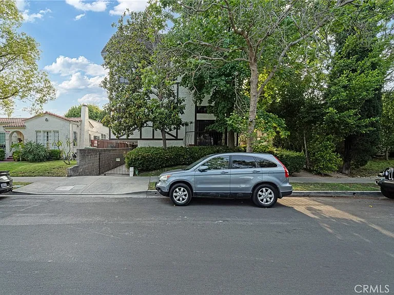 807 N Sycamore Ave #6 — Photo 26