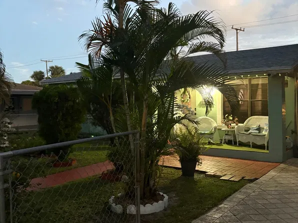 938 Southdale Road, West Palm Beach, FL 33405