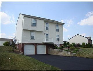1st image of 518 Stirrup Dr