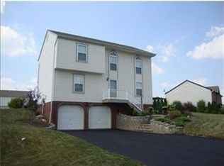 518 Stirrup Dr, Greensburg, PA 15601