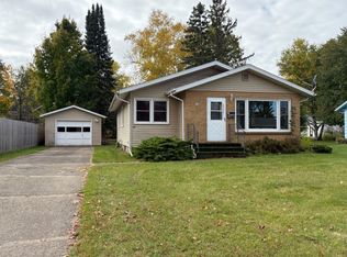 113 Rohrer St, Clintonville, WI 54929