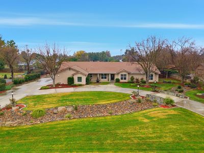 196 Hotchkiss Drive, Lemoore, CA, 93245