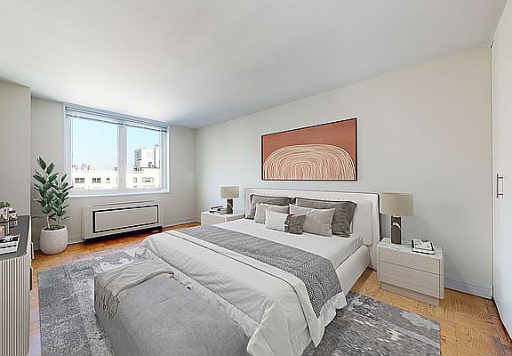 3rd image of 400 E 71st St APT 2m