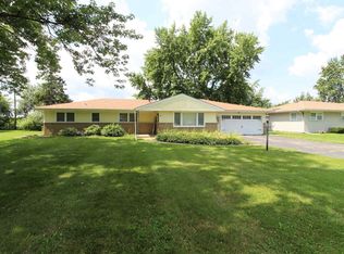 2838 River Rd, Kankakee, IL 60901