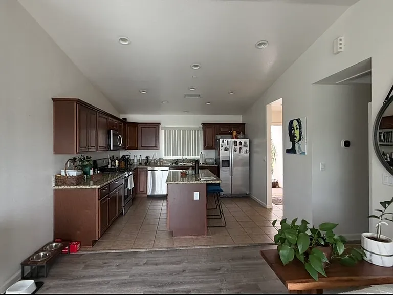 4565 Cherokee Ave #B — Photo 8