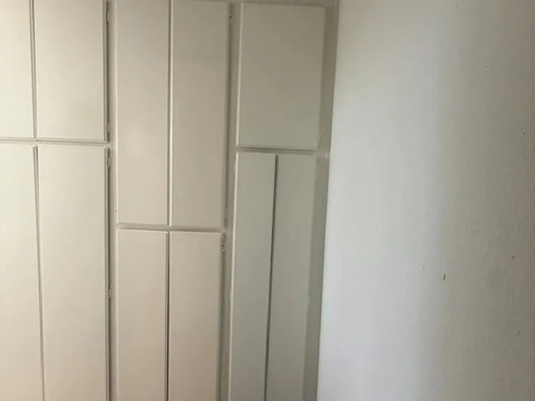 Marquis Apartments — Photo 12