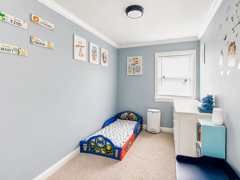 610 Michell St — Photo 17