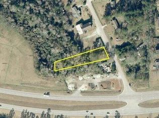 111 Kellumtown Rd, Hubert, NC 28539