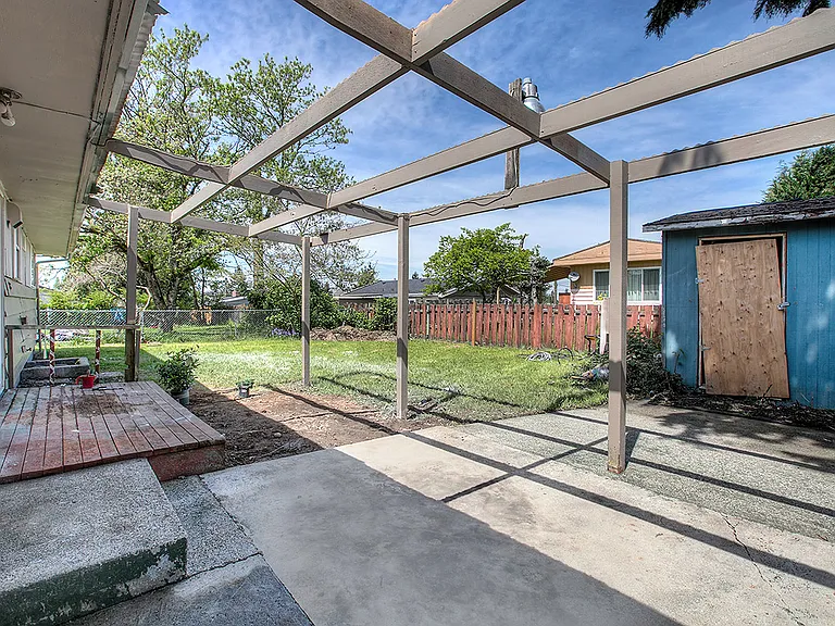 6204 S 118th Pl — Photo 14