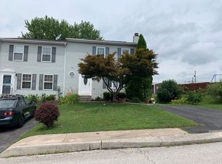 56 Red Barberry Dr, Etters, PA 17319