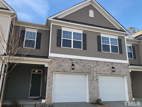 6027 Beale Loop Photo 1