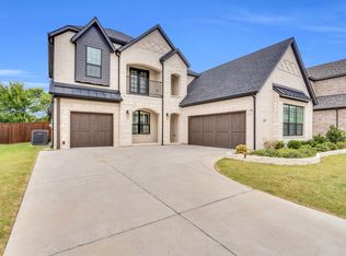 624 Singing Water Dr, Rockwall, TX 75087