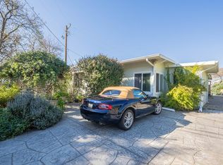 820 Comstock Rd, Hollister, CA 95023