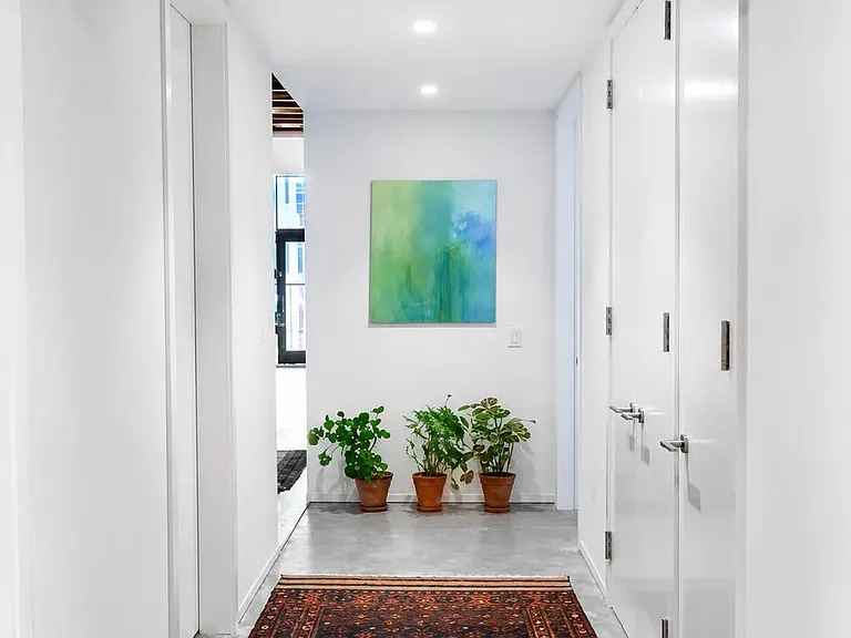 262 Mott St #512 — Photo 9