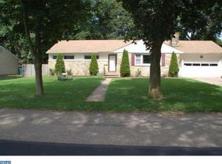 2915 Sunrise Ave, Bristol, PA 19007