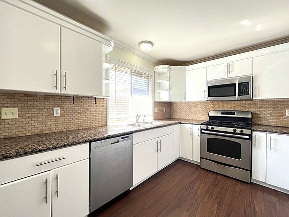 5th image of 1772 Gould St