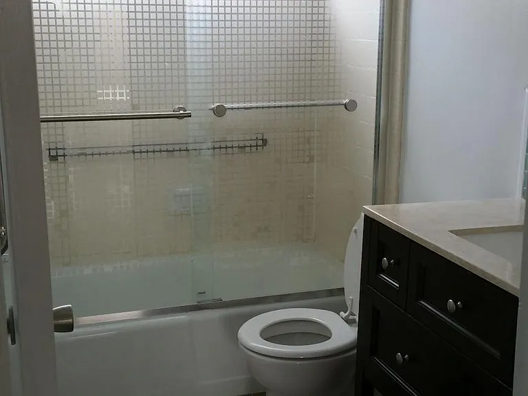 11820 Venice Blvd #2 — Photo 2