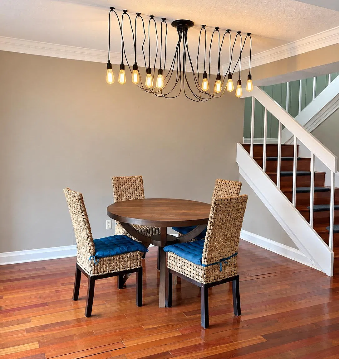 3 bed, 4.0 bath, 2192 sqft, $2,950 — Photo 4