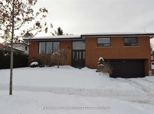 25 Glenridge Rd, Barrie, ON L4N2X9