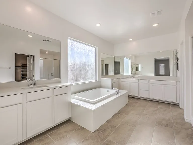 4445 Panoramic View Ave — Photo 21