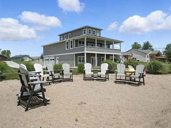 13 Beach Cv, Lake Waynoka, OH 45171