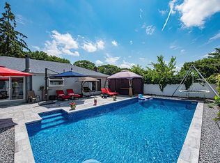 8 Silver Ave, Huntington Station, NY 11746