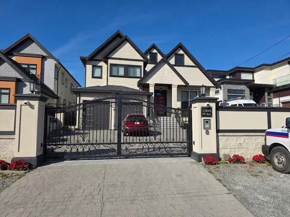 12845 99th Ave, Surrey, BC V3T 1E6