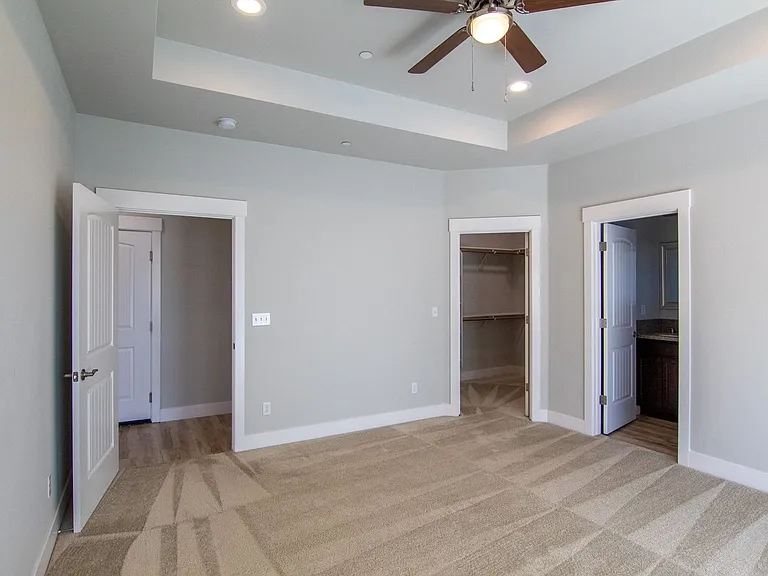 6053 Fallworth Dr — Photo 9
