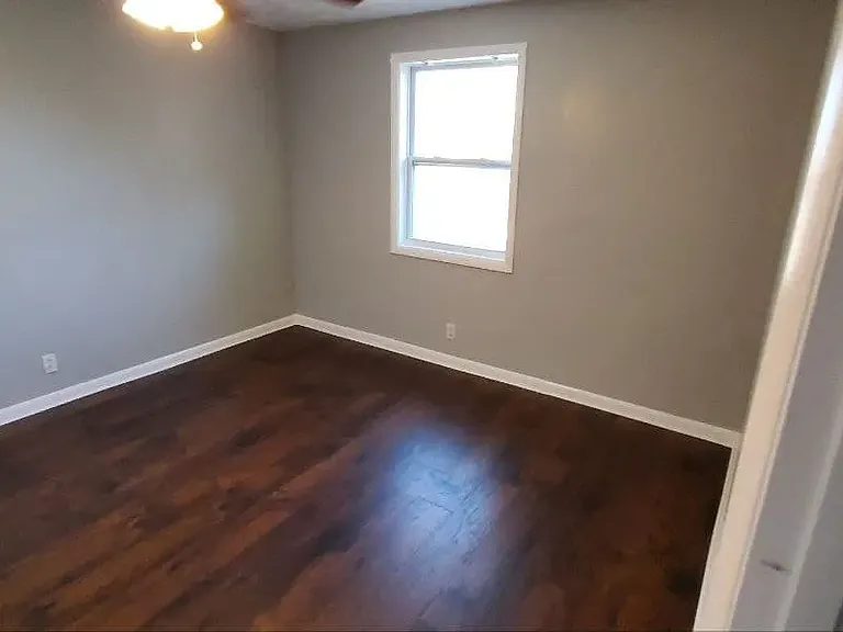 3278 Niagara Ct — Photo 9