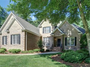 1687 Deer Run Ct, Oak Ridge, NC 27310