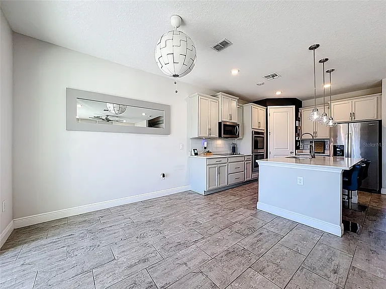 2501 Sky Stone Ct — Photo 9