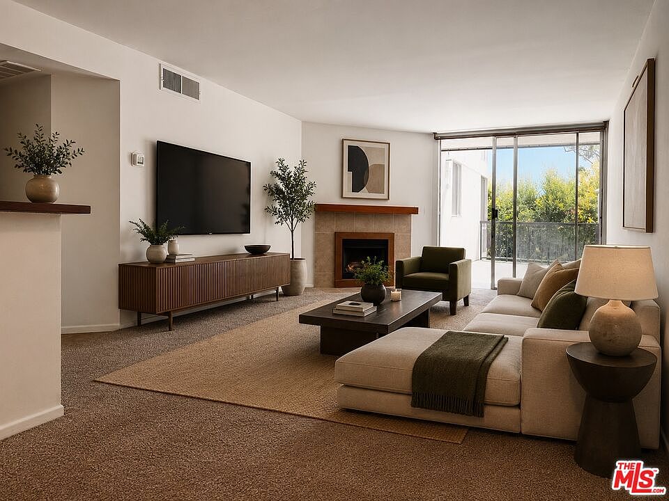 1st image of 8530 Holloway Dr APT 222