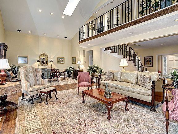 Dramatic entertaining spaces